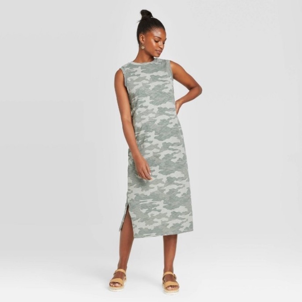 Universal thread green camo shift midi dress